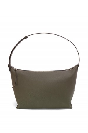 Bolsa De Hombro Loewe Large Cubi bag in grained calfskin Hombre Kaki Oscuro Verde | 605VLQNRY