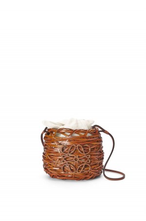 Bolsa De Hombro Loewe Nest bucket bag in calfskin and bamboo Mujer Tan | 276FCKTXJ