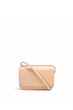 Bolsa De Hombro Loewe Small Goya bag in silk calfskin Mujer Nude | 735HMEURO