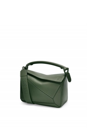 Bolsa De Hombro Loewe Small Puzzle bag in satin calfskin Mujer Kaki | 042BHECOP