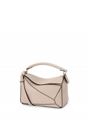 Bolsa De Hombro Loewe Small Puzzle bag in soft grained calfskin Mujer Sand | 672WXRIBH