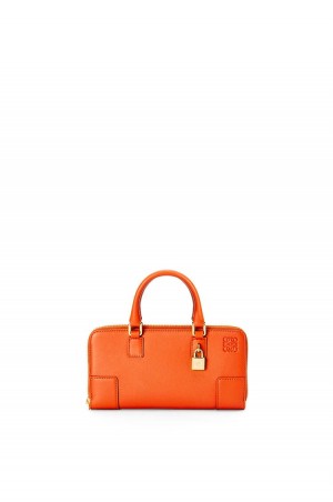 Bolsas Hombro Loewe Amazona Pouch in nappa calfskin Mujer Naranjas | 241IEKFLD