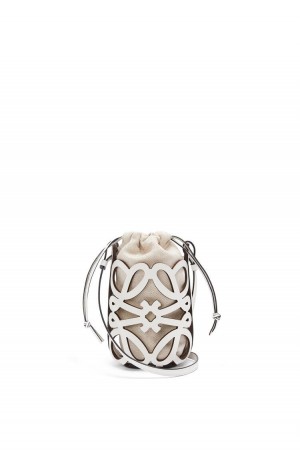 Bolsas Hombro Loewe Anagram cut-out pocket in classic calfskin and canvas Mujer Blancas | 014QRKJBT