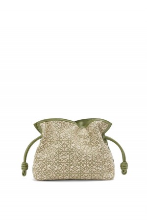 Bolsas Hombro Loewe Mini Flamenco clutch in Anagram jacquard and calfskin Mujer Verde Verde | 701WYIDFL