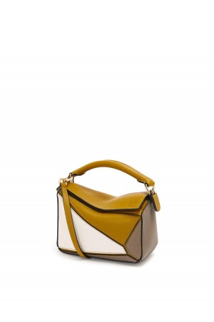 Bolsas Hombro Loewe Mini Puzzle bag in classic calfskin Mujer Blancas | 149CVEBQS