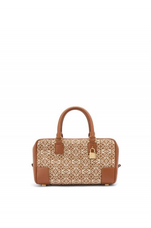 Bolso Tote Loewe Amazona 23 in Anagram jacquard and calfskin Mujer Tan / Pecan | 349RDEYTU