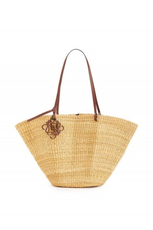 Bolso Tote Loewe Shell Basket bag in elephant grass and calfskin Mujer Natural / Pecan | 431FQSDKX