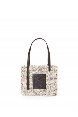 Bolso Tote Loewe Small Newspaper Square Basket bag in paper and calfskin Mujer Negras Multicolor | 405VWPING