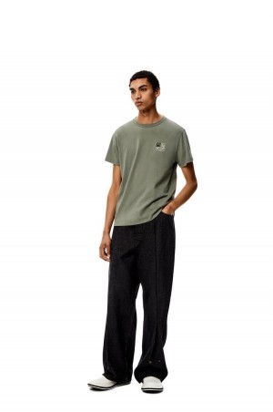 Camiseta Loewe Anagram T-shirt in cotton Hombre Verde | 431AIRXOY