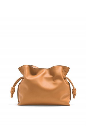 Clutch Loewe Flamenco clutch in nappa calfskin Mujer Warm Desert | 856IZKRSW