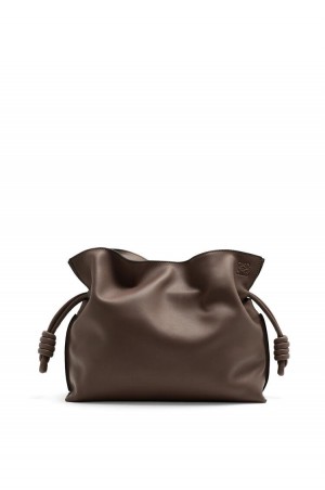 Clutch Loewe Flamenco clutch in nappa calfskin Mujer Chocolate | 625PCXNIG