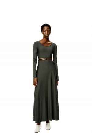 Dresses Loewe Belted midi dress in viscose Mujer Kaki | 314WHLKUT