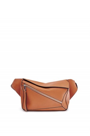 Riñonera Loewe Small Puzzle Bumbag in classic calfskin Hombre Tan | 234MQZSKF