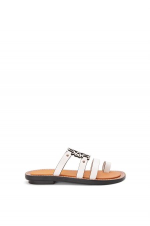 Sandalias Loewe Anagram mule in calfskin Mujer Blancas | 542BPIHNU