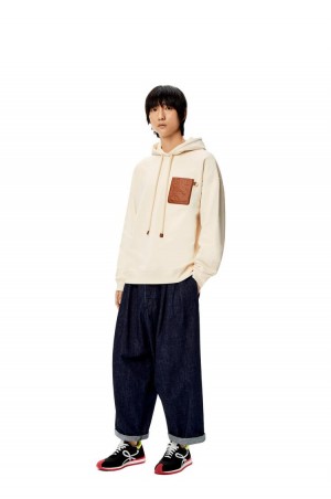 Sudaderas Loewe Anagram leather patch hoodie in cotton Hombre Blancas | 815VTFEZM