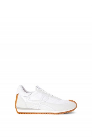 Zapatillas Loewe Flow runner in nylon and suede Hombre Blancas | 039MDROEZ