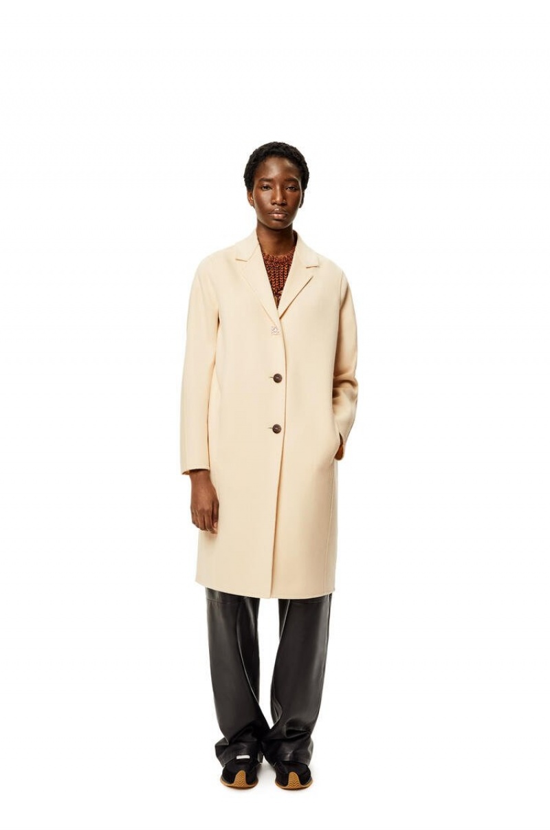 Abrigos Loewe Anagram coat in wool and cashmere Mujer Milk | 304QVAURJ