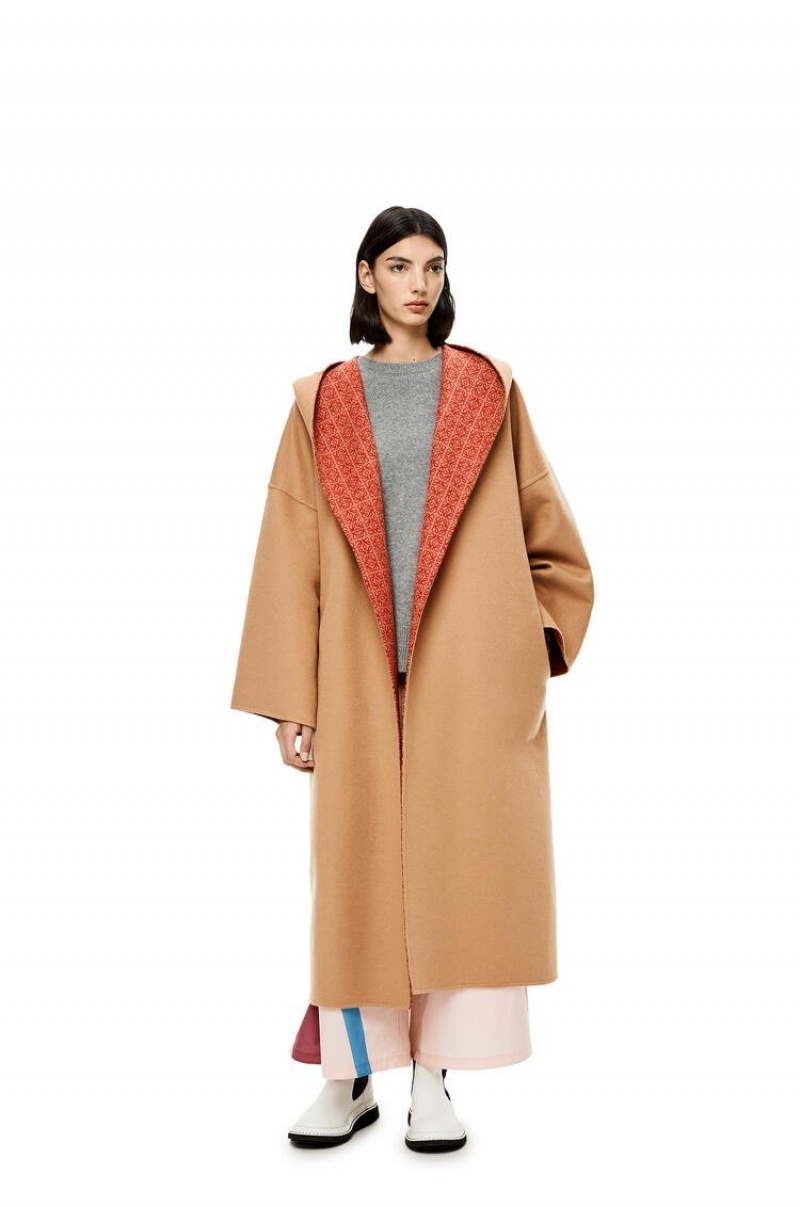 Abrigos Loewe Anagram jacquard hooded coat in wool Mujer Warm Desert / Rust | 107FNWVCQ