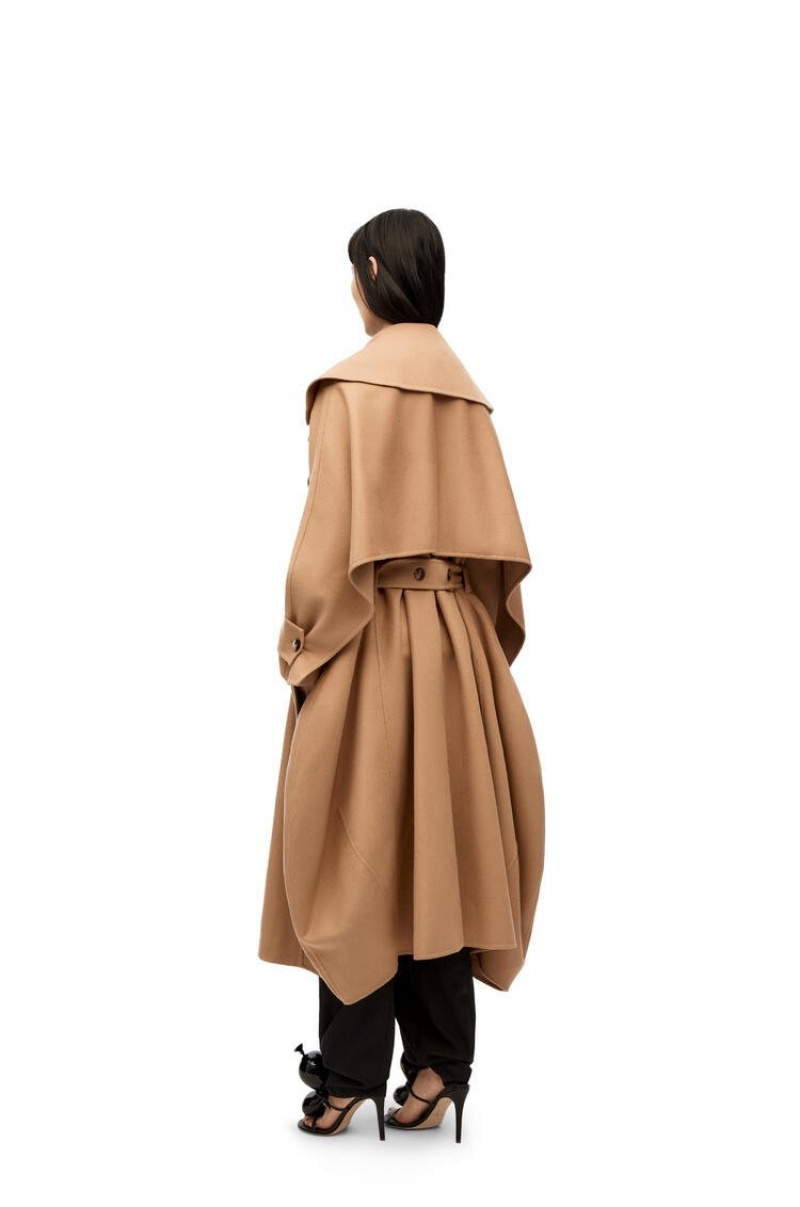 Abrigos Loewe Belted coat in wool and cashmere Mujer Camel | 657BCNLXQ