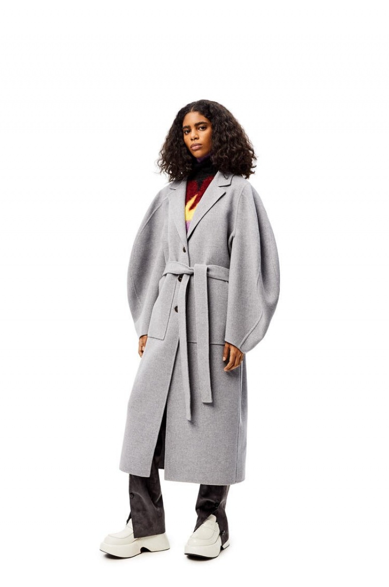 Abrigos Loewe Circular sleeve belted coat in wool and cashmere Mujer Gris | 759TZPXDE