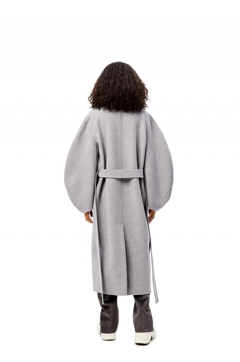 Abrigos Loewe Circular sleeve belted coat in wool and cashmere Mujer Gris | 759TZPXDE