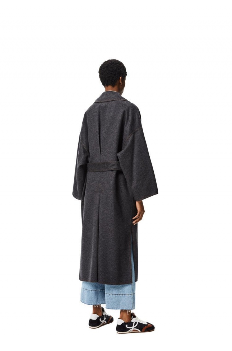 Abrigos Loewe Oversize belted coat in cashmere and silk Mujer Gris | 902LBSITK