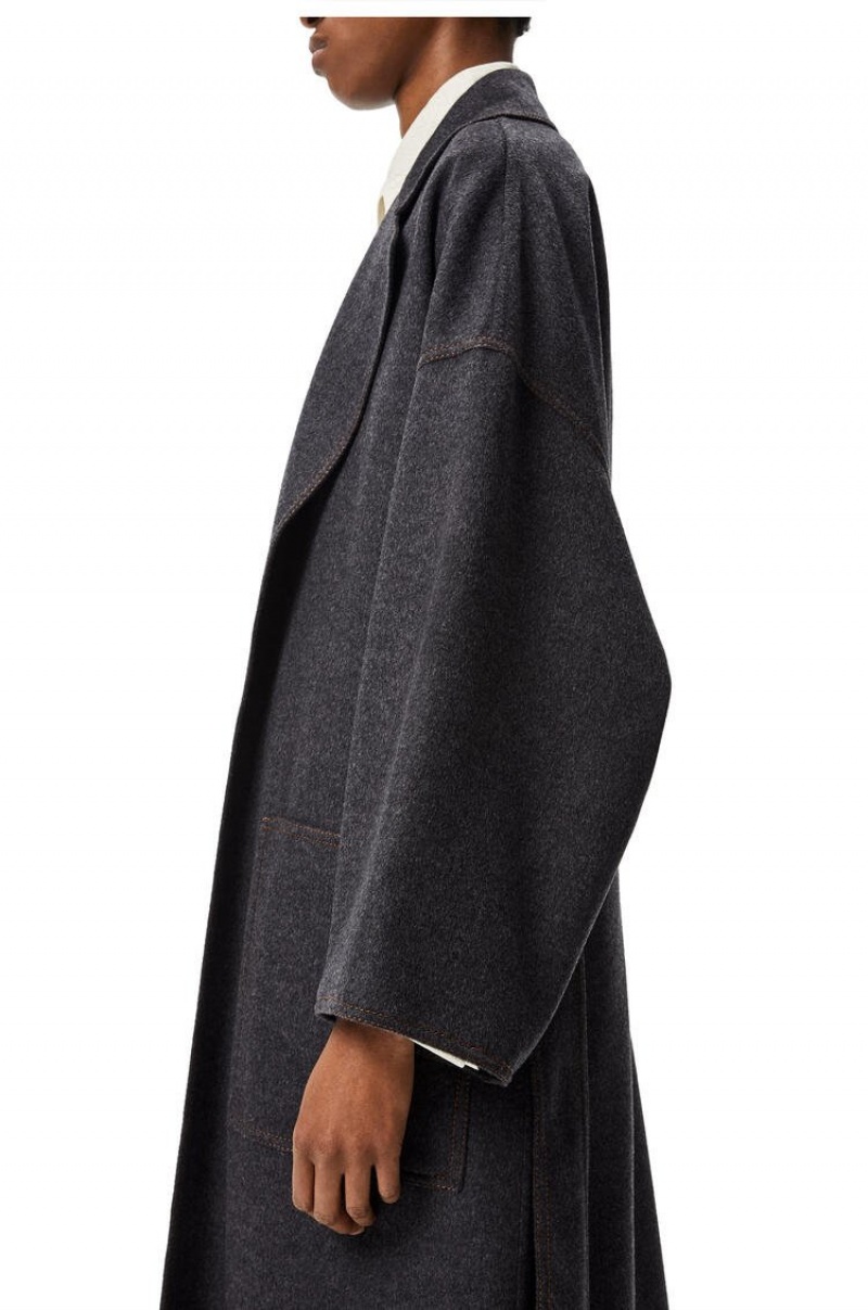 Abrigos Loewe Oversize belted coat in cashmere and silk Mujer Gris | 902LBSITK