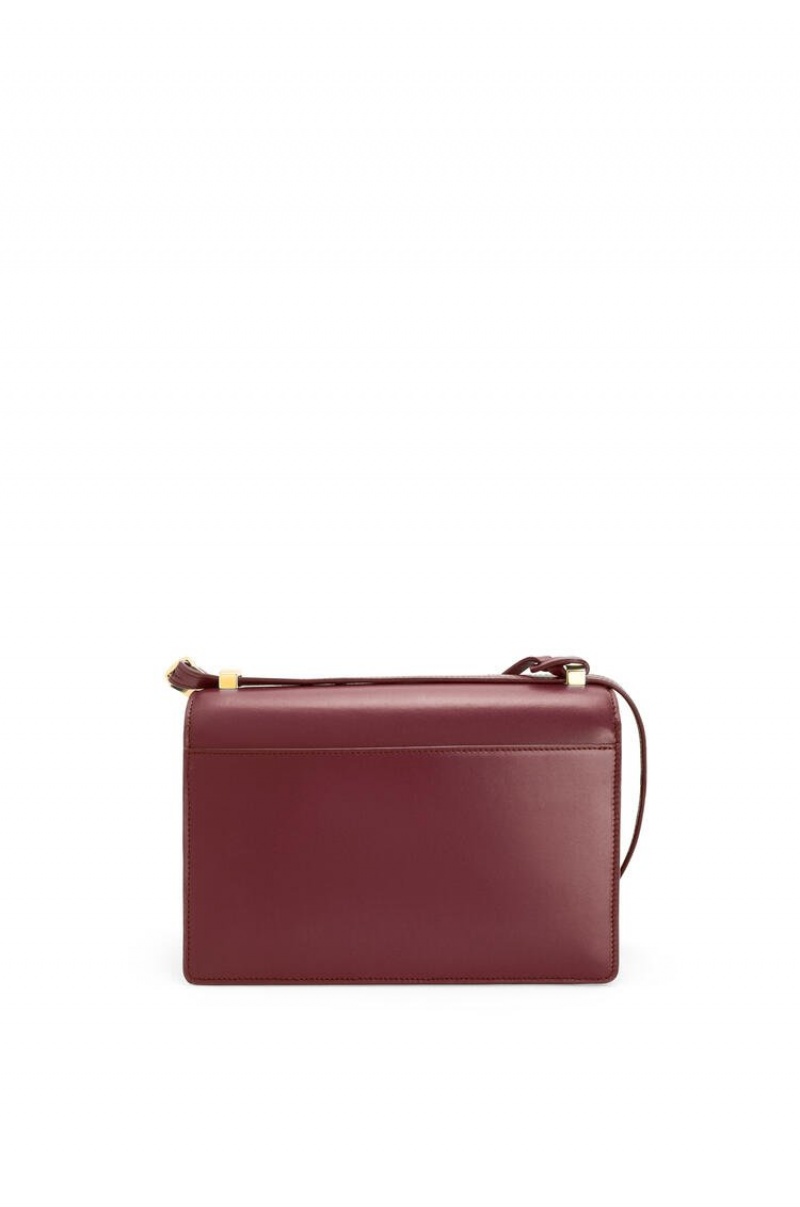 Bolsa De Hombro Loewe Barcelona bag in silk calfskin Mujer Berry | 475HLETAU