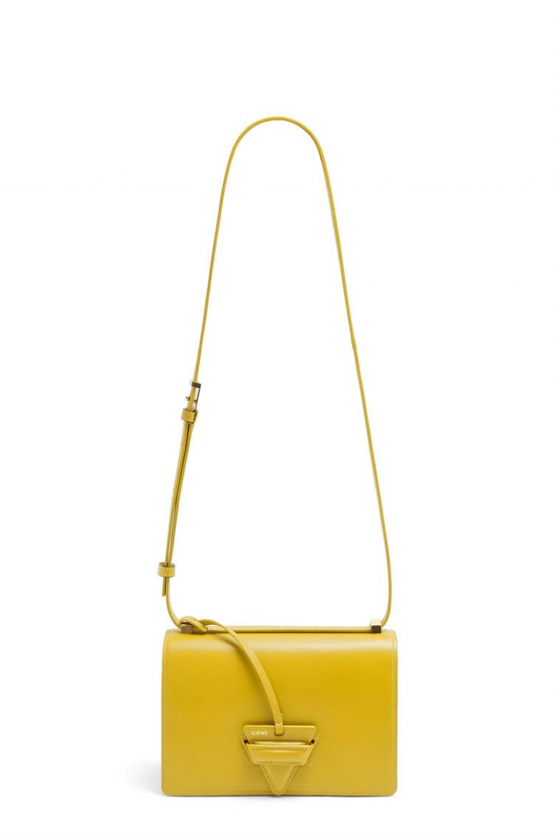 Bolsa De Hombro Loewe Barcelona bag in silk calfskin Mujer Ochre | 436FWNHBZ