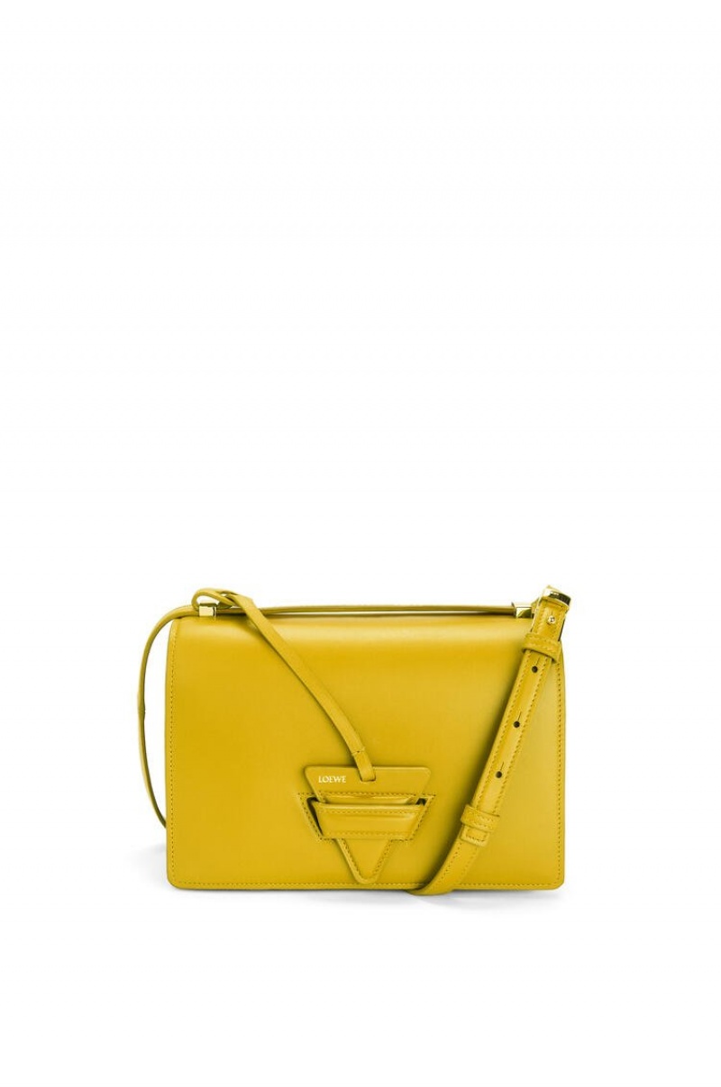 Bolsa De Hombro Loewe Barcelona bag in silk calfskin Mujer Ochre | 436FWNHBZ