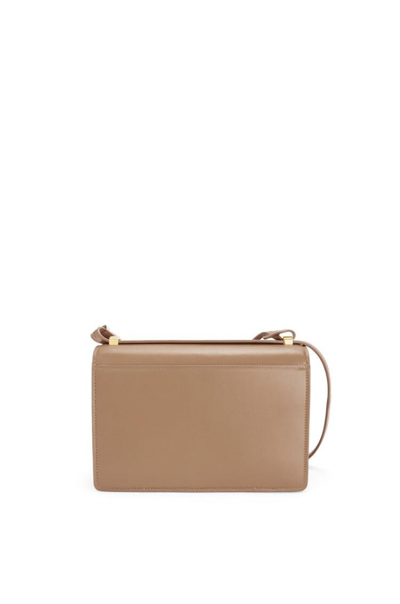 Bolsa De Hombro Loewe Barcelona bag in silk calfskin Mujer Mink Color | 704XJNFSM