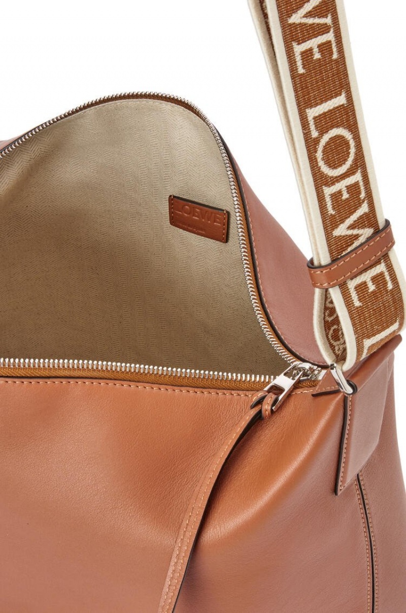 Bolsa De Hombro Loewe Cubi Crossbody bag in supple smooth calfskin and jacquard Hombre Tan | 016PIMVGN