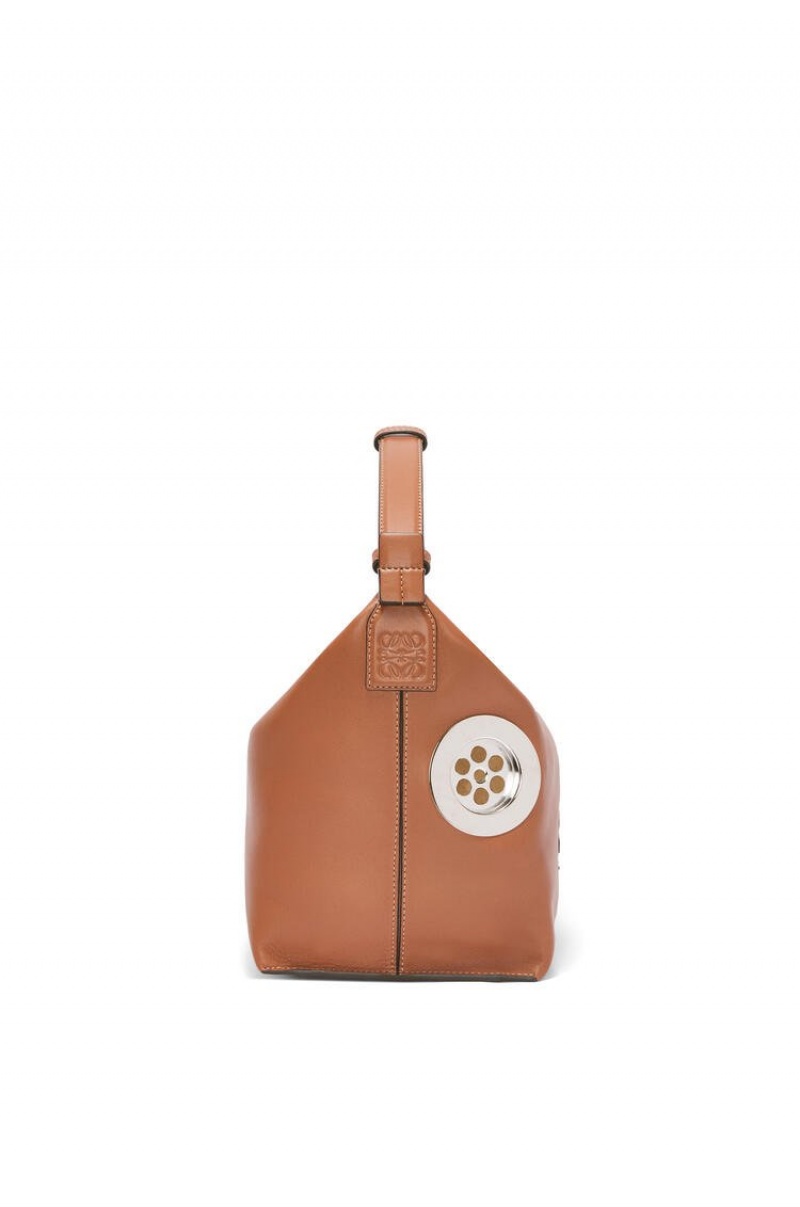 Bolsa De Hombro Loewe Cubi bag in supple smooth calfskin Hombre Tan | 961PJLVDN