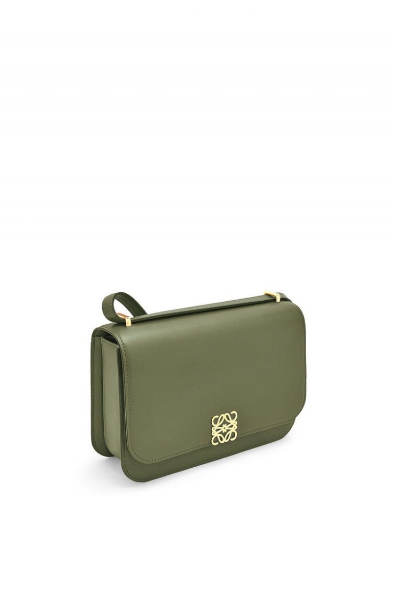 Bolsa De Hombro Loewe Goya bag in silk calfskin Mujer Verde | 024IAEYMS