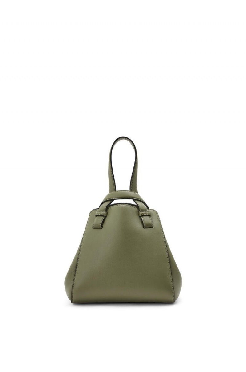 Bolsa De Hombro Loewe Hammock Nugget bag in nappa calfskin Mujer Verde | 265IBVDQN