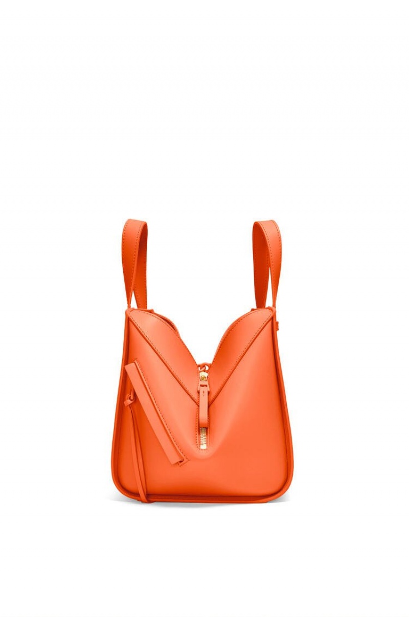 Bolsa De Hombro Loewe Hammock compact bag in satin calfskin Mujer Naranjas | 629XAMUBI