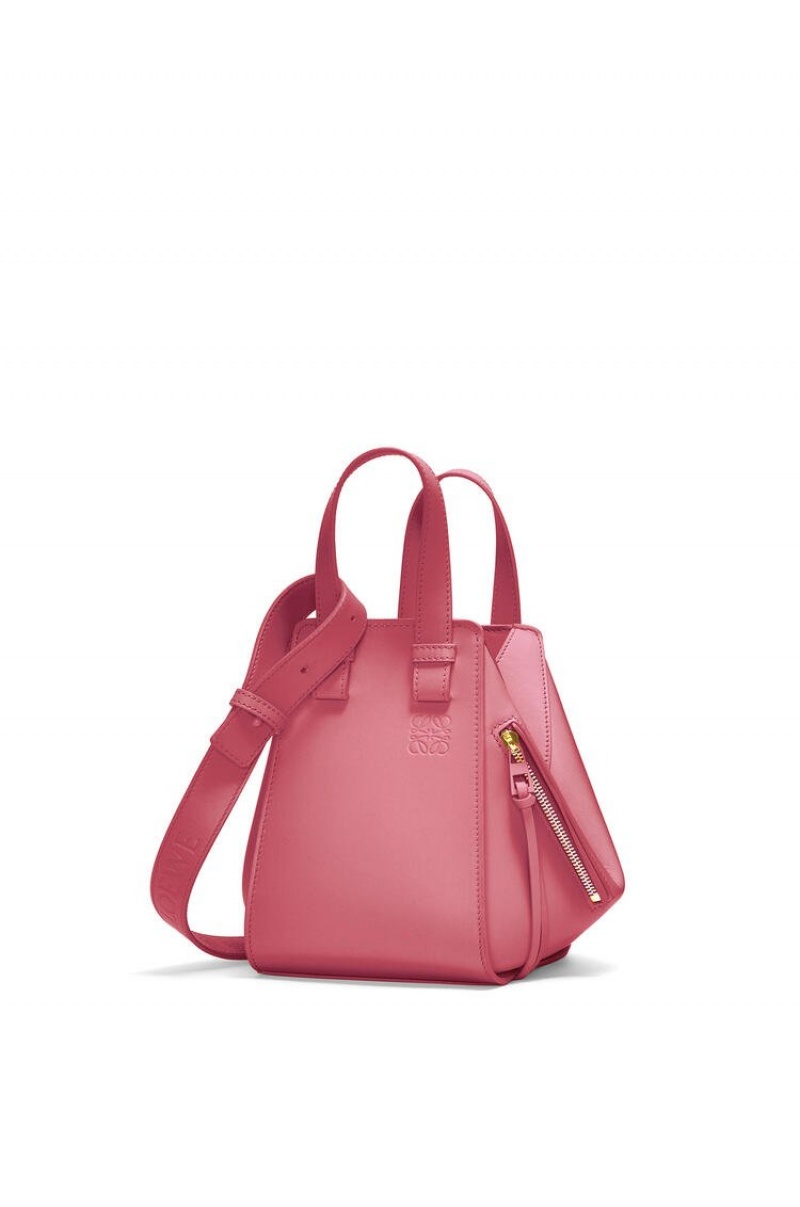 Bolsa De Hombro Loewe Hammock compact bag in satin calfskin Mujer Plumrose | 436RJQONY