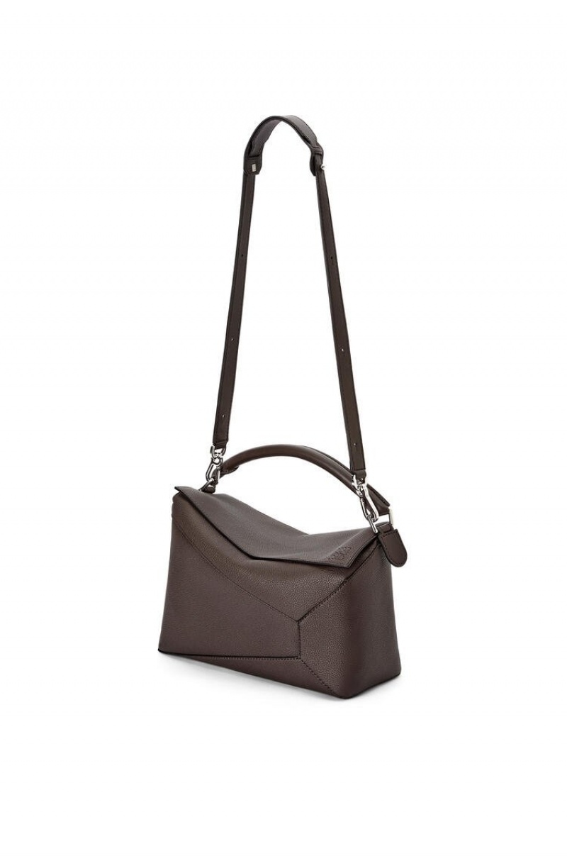 Bolsa De Hombro Loewe Large Puzzle Edge bag in grained calfskin Hombre Chocolate | 290LYRDIZ