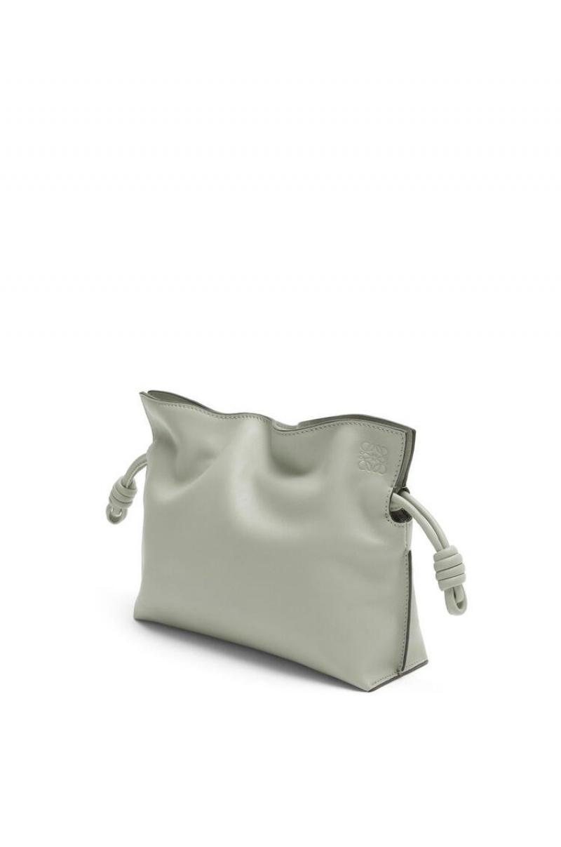 Bolsa De Hombro Loewe Mini Flamenco clutch in nappa calfskin Mujer Gris | 306SOTUAL