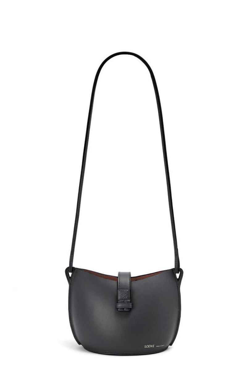 Bolsa De Hombro Loewe Moulded Bucket bag in calfskin Mujer Negras | 057OIYELZ