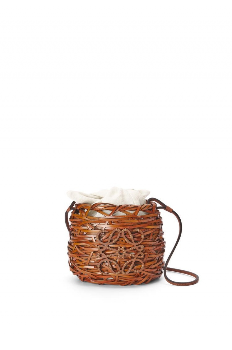 Bolsa De Hombro Loewe Nest bucket bag in calfskin and bamboo Mujer Tan | 276FCKTXJ