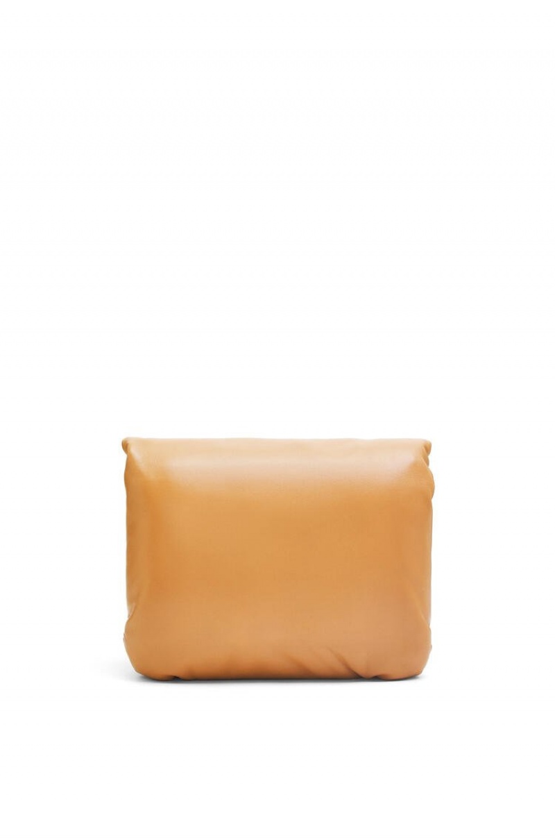 Bolsa De Hombro Loewe Puffer Goya bag in shiny nappa lambskin Mujer Camel | 598MRPGLJ