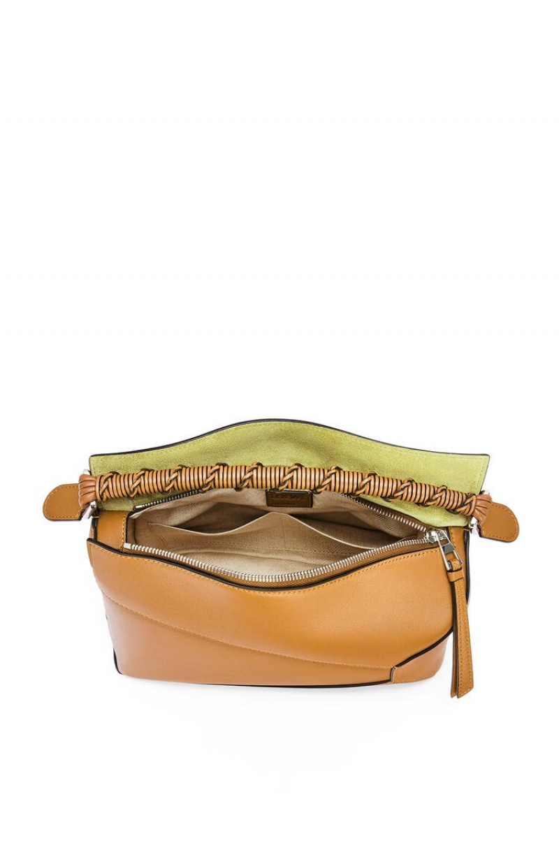 Bolsa De Hombro Loewe Puzzle Edge bag in nappa calfskin Mujer Warm Desert | 130DQCVWN