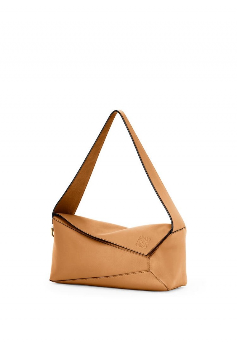 Bolsa De Hombro Loewe Puzzle Hobo bag in nappa calfskin Mujer Warm Desert | 763SADIEH