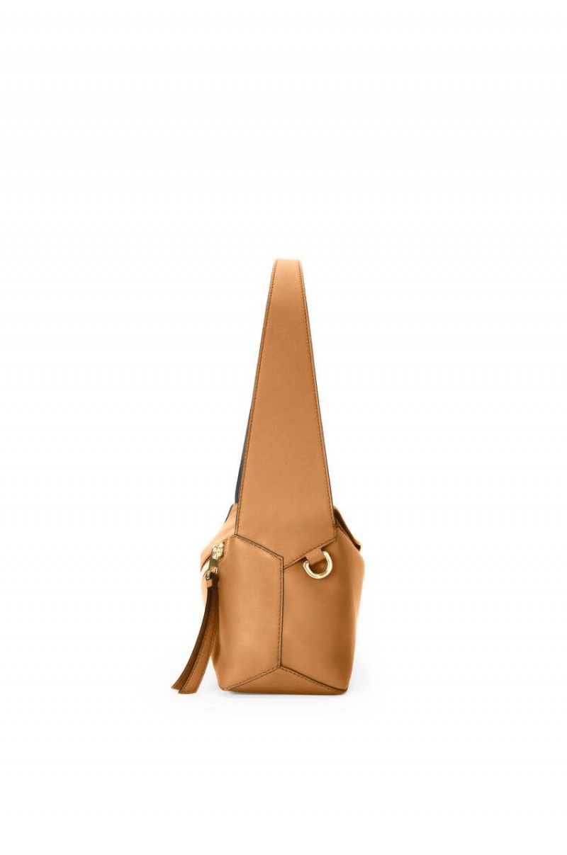 Bolsa De Hombro Loewe Puzzle Hobo bag in nappa calfskin Mujer Warm Desert | 763SADIEH