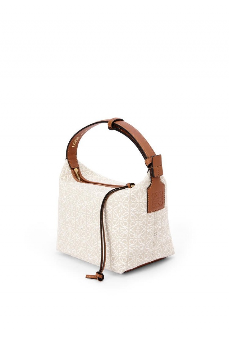 Bolsa De Hombro Loewe Small Cubi bag in Anagram jacquard and calfskin Mujer Ecru / Tan | 274NIVFGT