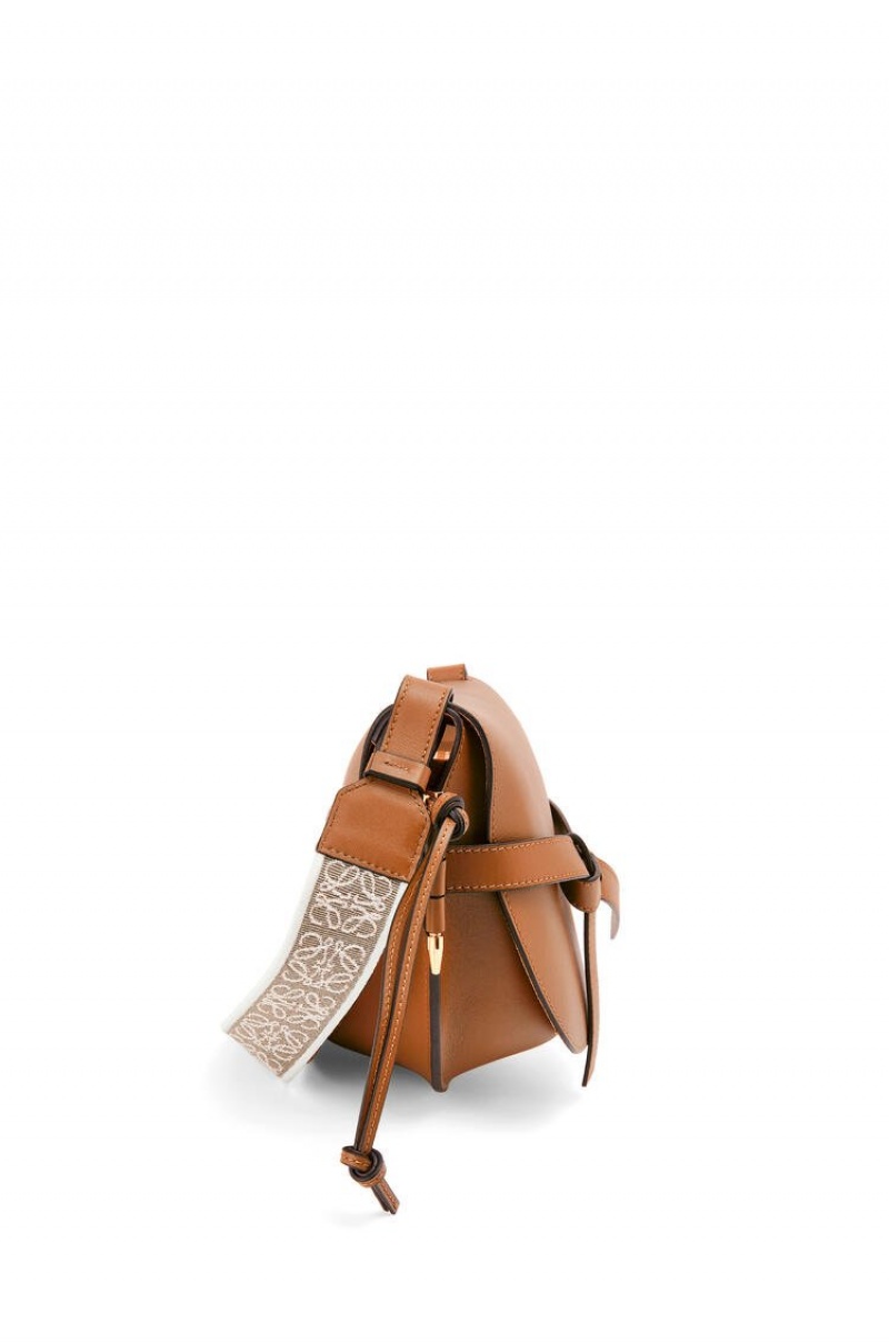 Bolsa De Hombro Loewe Small Gate bag in soft calfskin and jacquard Mujer Tan | 328NJLHQC