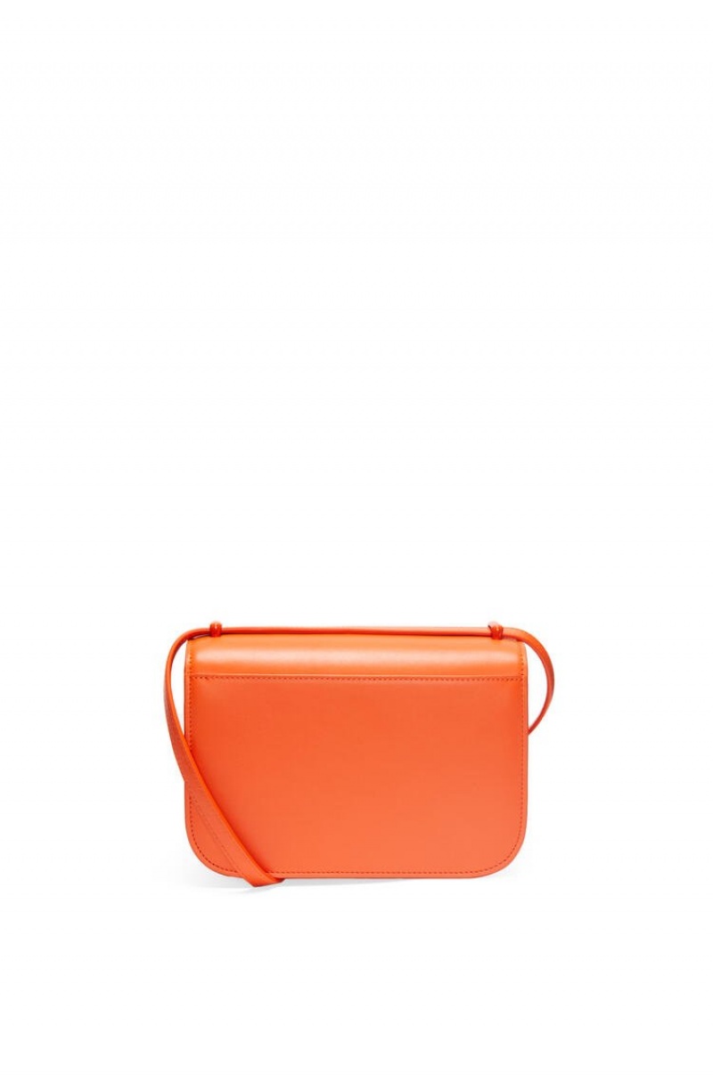 Bolsa De Hombro Loewe Small Goya bag in silk calfskin Mujer Naranjas | 789PSNLEI