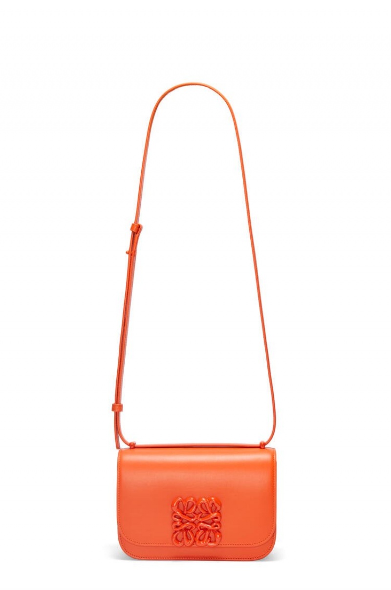 Bolsa De Hombro Loewe Small Goya bag in silk calfskin Mujer Naranjas | 789PSNLEI