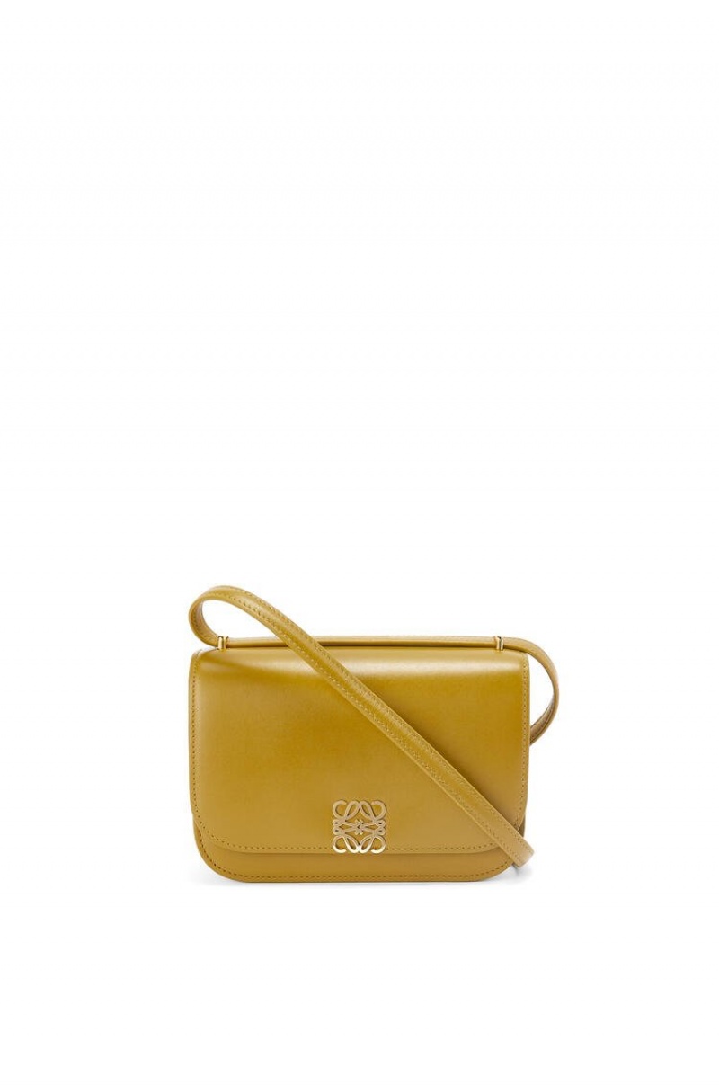 Bolsa De Hombro Loewe Small Goya bag in silk calfskin Mujer Ochre | 265FJWBPE